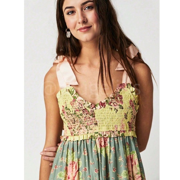 Floral Boho Maxi Flared Dress Shoulder Ties Smocked Shirred Bodice - Picture 7 of 12